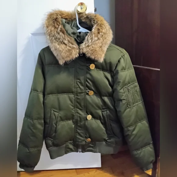 Coach Coyote Hooded Puffer Coat - Picture 12 of 12